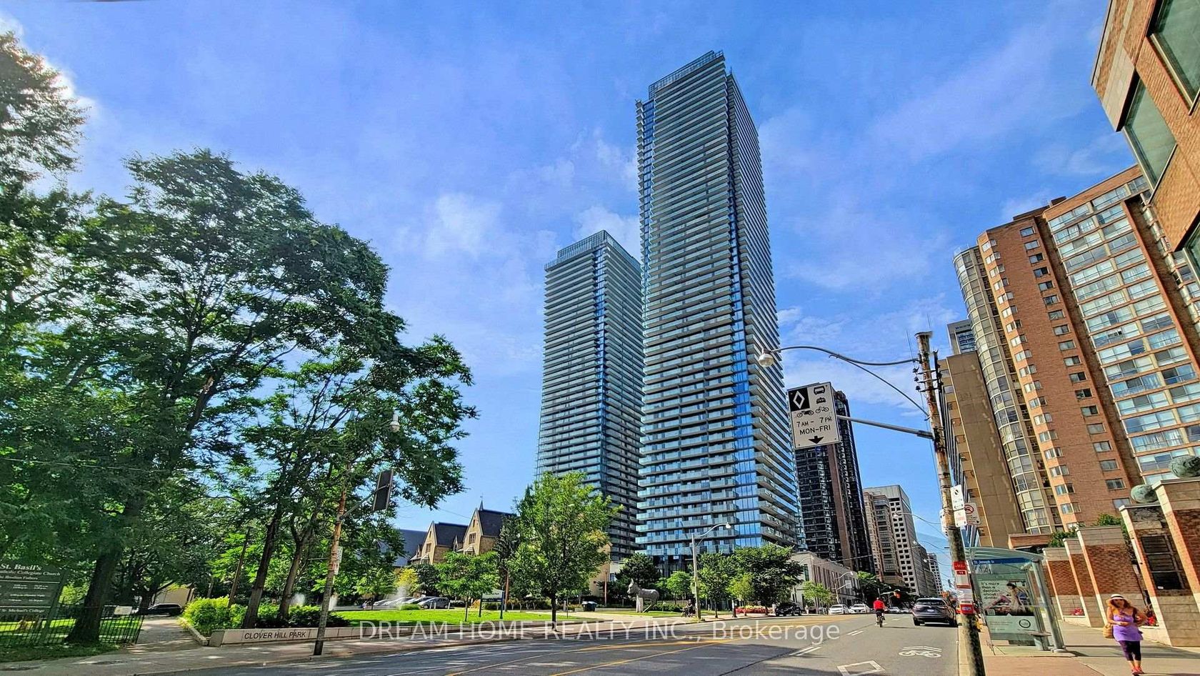 709 - 1080 Bay Street, Bay Street Corridor, Toronto photo number 2
