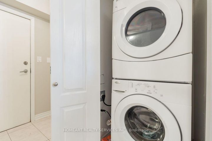 Photo 16 at 2012 - 3 Rean Drive, Bayview Village, Toronto