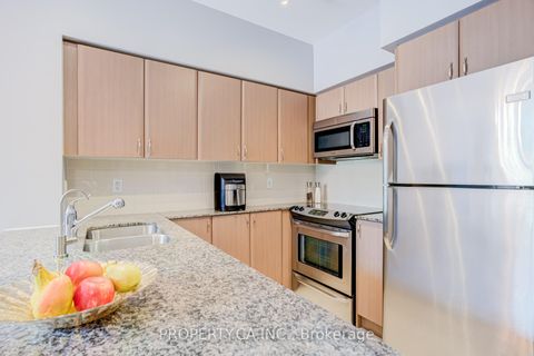 Photo 2 at 118 - 525 Wilson Avenue, Clanton Park, Toronto