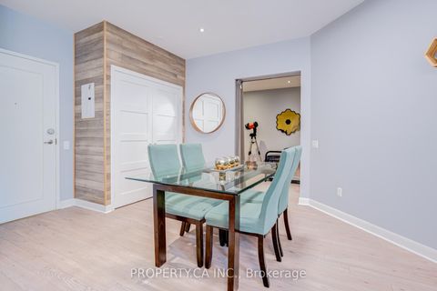 Photo 6 at 118 - 525 Wilson Avenue, Clanton Park, Toronto