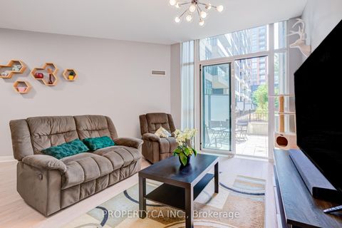 Photo 7 at 118 - 525 Wilson Avenue, Clanton Park, Toronto