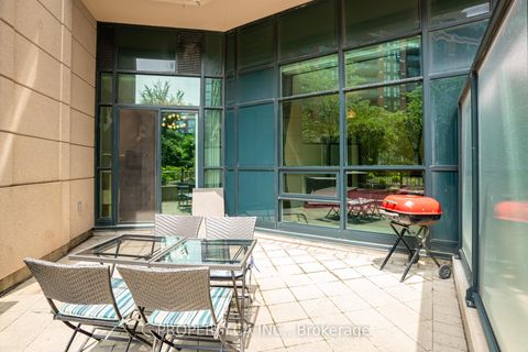 Photo 10 at 118 - 525 Wilson Avenue, Clanton Park, Toronto