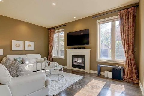 Photo 7 at 59 Albright Crescent, Jefferson, Richmond Hill