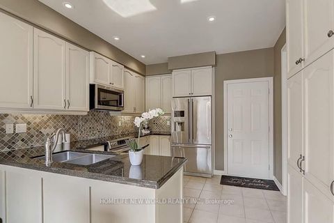 Photo 14 at 59 Albright Crescent, Jefferson, Richmond Hill