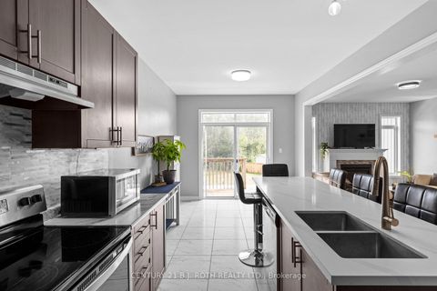 Photo 9 at 211 Roy Drive, Stayner, Clearview