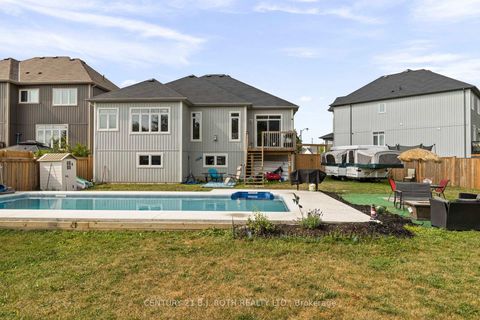 Photo 25 at 211 Roy Drive, Stayner, Clearview