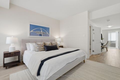 Photo 14 at 60 William Duncan Road, CFB, Toronto