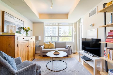 Photo 11 at 703 - 5 Rosehill Avenue, Moore Park, Toronto