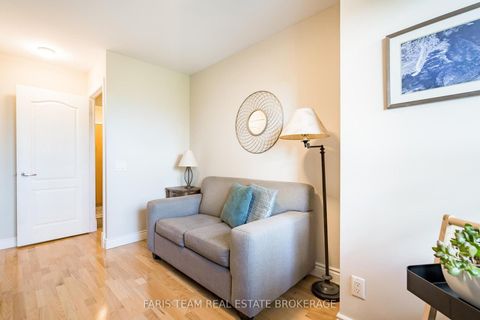 Photo 20 at 703 - 5 Rosehill Avenue, Moore Park, Toronto