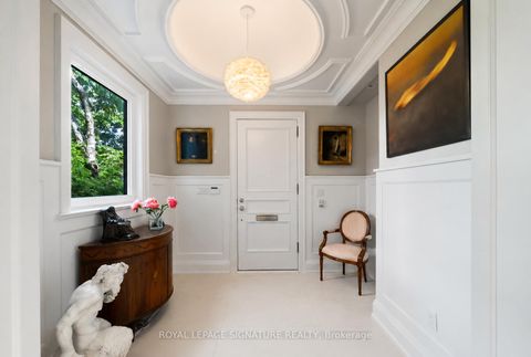 Photo 4 at 230 Strathallan Wood, Nortown, Toronto