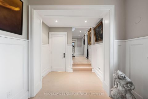 Photo 7 at 230 Strathallan Wood, Nortown, Toronto