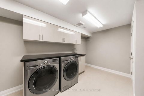 Photo 32 at 230 Strathallan Wood, Nortown, Toronto