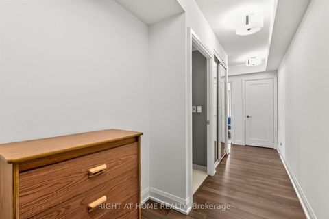 Photo 7 at 509 - 18 Graydon Hall Drive, Donalda, Toronto