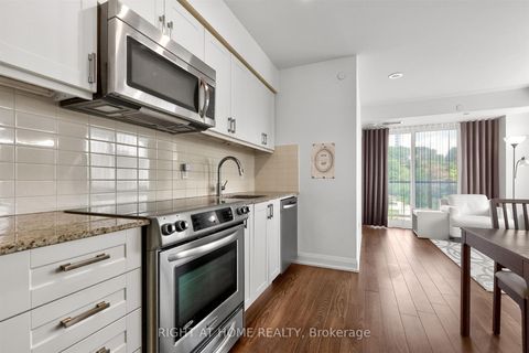 Photo 9 at 509 - 18 Graydon Hall Drive, Donalda, Toronto