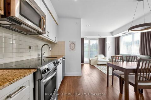 Photo 10 at 509 - 18 Graydon Hall Drive, Donalda, Toronto