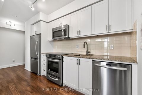 Photo 11 at 509 - 18 Graydon Hall Drive, Donalda, Toronto