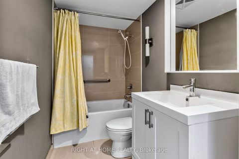 Photo 26 at 509 - 18 Graydon Hall Drive, Donalda, Toronto