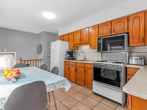 Photo 12 at 297 Strathmore Boulevard, Danforth, Toronto