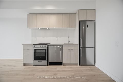 Photo 11 at 909 - 1660 Bloor Street W, High Park North, Toronto