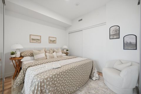 Photo 4 at 708 - 1660 Bloor Street W, High Park North, Toronto