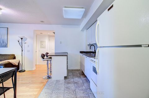 Photo 4 at 1512 - 30 Harrison Garden Boulevard, Willowdale East, Toronto