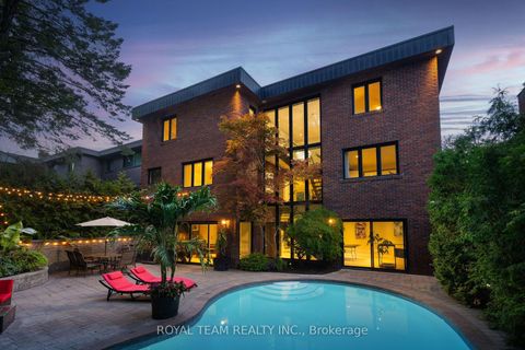 Photo 1 at 25 Bearwood Drive, Humber Valley, Toronto