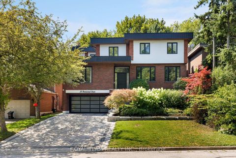 Photo 2 at 25 Bearwood Drive, Humber Valley, Toronto