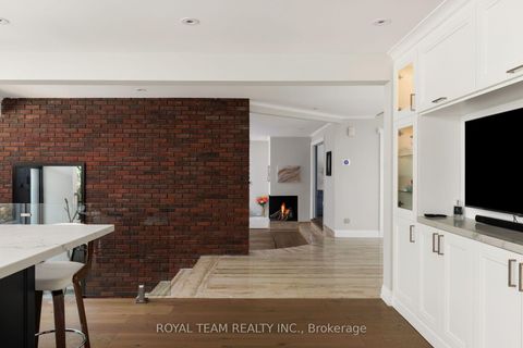 Photo 7 at 25 Bearwood Drive, Humber Valley, Toronto