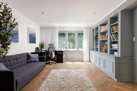 Photo 11 at 25 Bearwood Drive, Humber Valley, Toronto