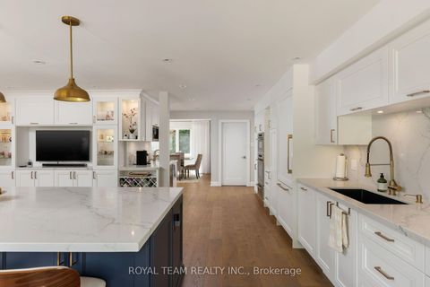 Photo 15 at 25 Bearwood Drive, Humber Valley, Toronto