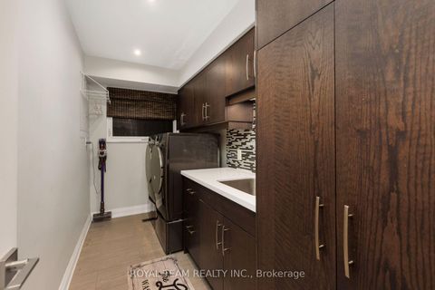 Photo 18 at 25 Bearwood Drive, Humber Valley, Toronto