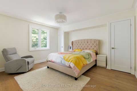 Photo 25 at 25 Bearwood Drive, Humber Valley, Toronto