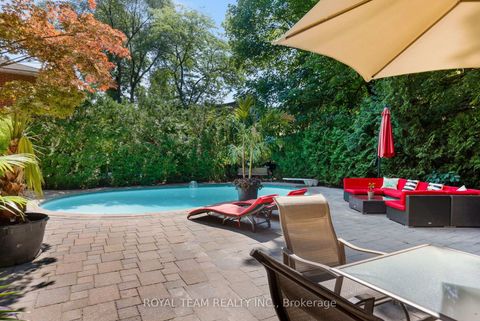 Photo 35 at 25 Bearwood Drive, Humber Valley, Toronto