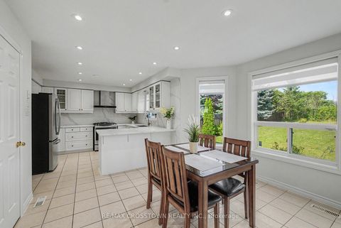 Photo 9 at 31 Logan Court, Holly, Barrie