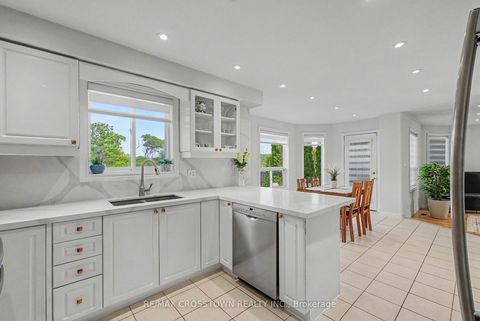 Photo 11 at 31 Logan Court, Holly, Barrie