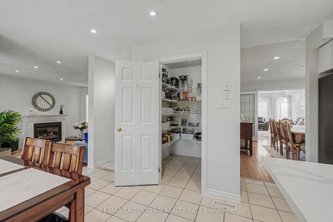 Photo 12 at 31 Logan Court, Holly, Barrie