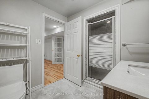 Photo 32 at 31 Logan Court, Holly, Barrie