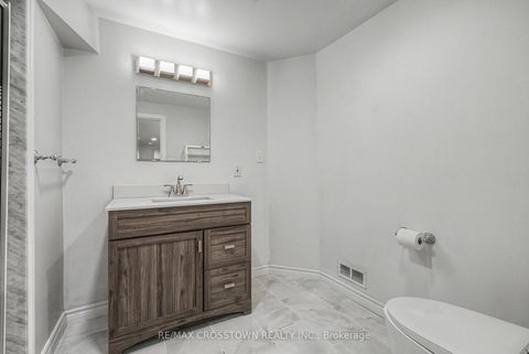 Photo 33 at 31 Logan Court, Holly, Barrie