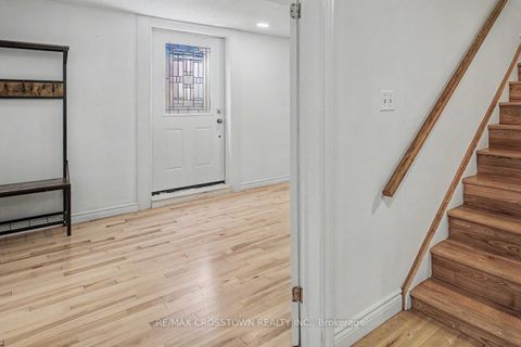 Photo 34 at 31 Logan Court, Holly, Barrie