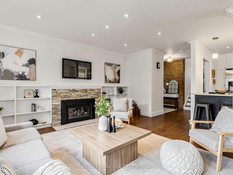Photo 6 at 7 Panmure Crescent, Bendale, Toronto