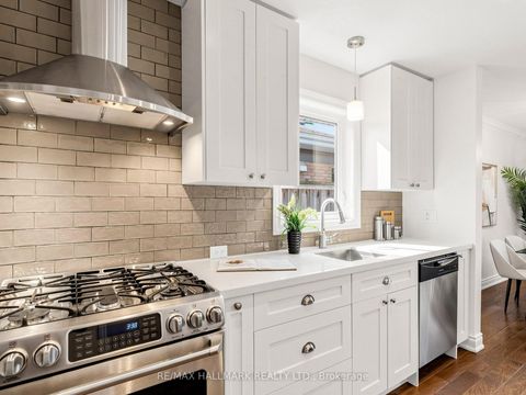 Photo 14 at 7 Panmure Crescent, Bendale, Toronto