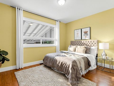 Photo 23 at 7 Panmure Crescent, Bendale, Toronto