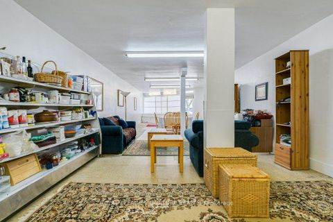 Photo 6 at 724 Vaughan Road, Oakwood Village, Toronto