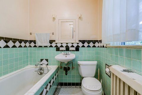 Photo 17 at 724 Vaughan Road, Oakwood Village, Toronto