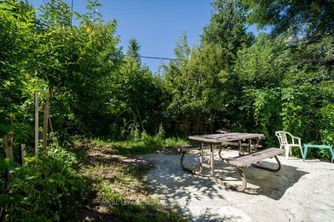 Photo 18 at 724 Vaughan Road, Oakwood Village, Toronto