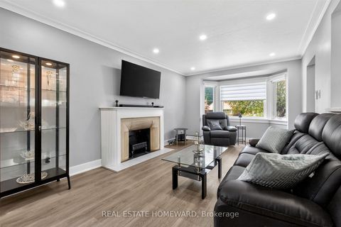 Photo 4 at 413 O'Connor Drive, East York, Toronto