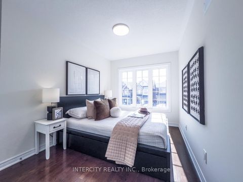 Photo 6 at 45 Lady Loretta Lane, Patterson, Vaughan