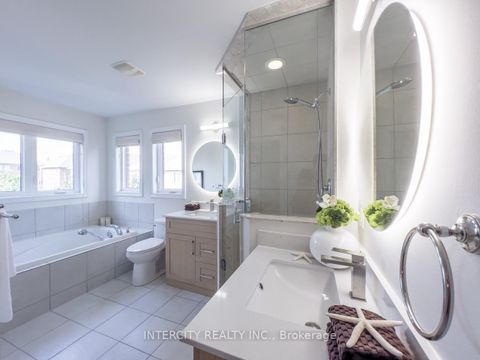Photo 8 at 45 Lady Loretta Lane, Patterson, Vaughan