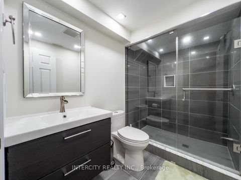 Photo 9 at 45 Lady Loretta Lane, Patterson, Vaughan