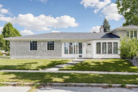 Photo 0 at 18 Olsen Drive, Donalda, Toronto